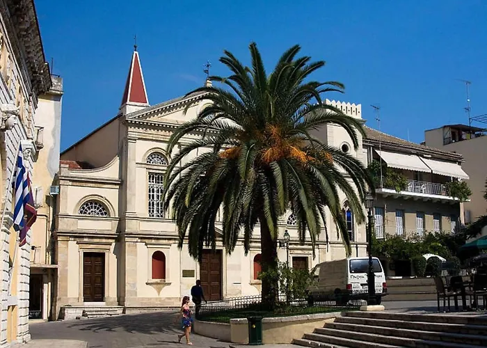Apartament In With Sea Views & Pool Benitses (Corfu)