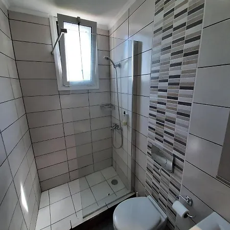 Spacious In With Terrace