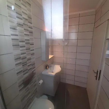 Spacious In With Terrace Apartment