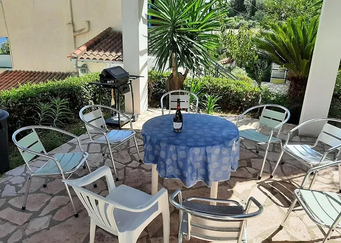 Appartement In With Sea Views & Pool *