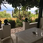 In With Sea Views & Pool * Benitses (Corfu)