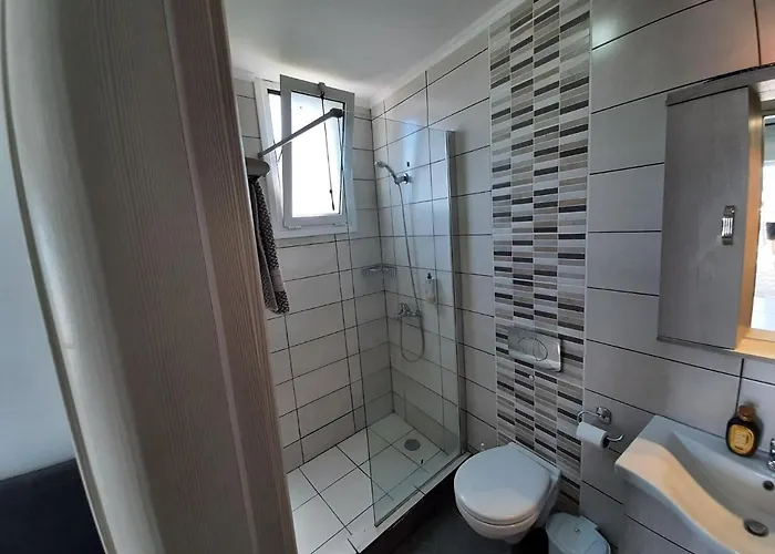 In With Sea Views & Pool Διαμέρισμα